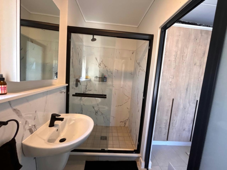 2 Bedroom Property for Sale in Burgundy Estate Western Cape